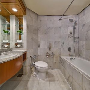 Deluxe Double or Twin Room City View